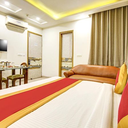 Gracious By Vishesh Hotels & Home Stay New Delhi Eksteriør billede