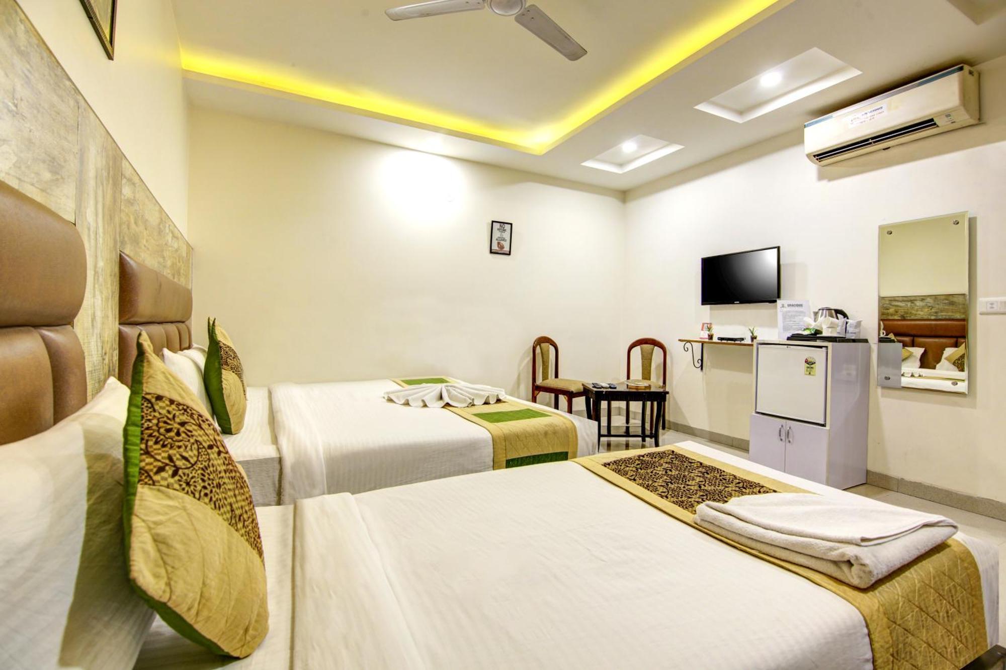 Gracious By Vishesh Hotels & Home Stay New Delhi Eksteriør billede