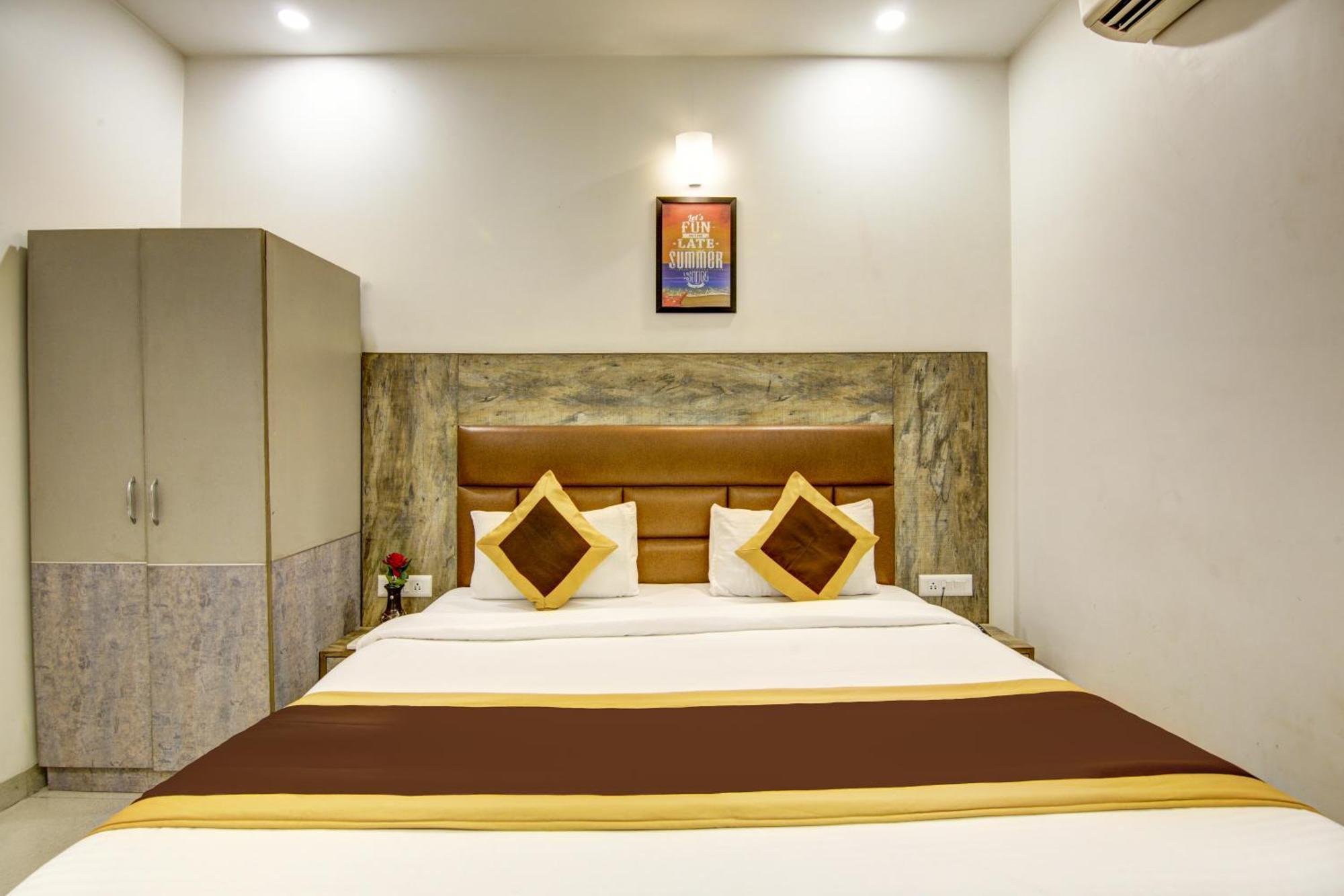 Gracious By Vishesh Hotels & Home Stay New Delhi Eksteriør billede