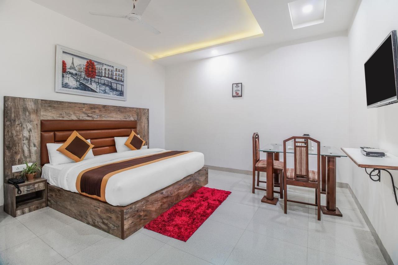 Gracious By Vishesh Hotels & Home Stay New Delhi Eksteriør billede
